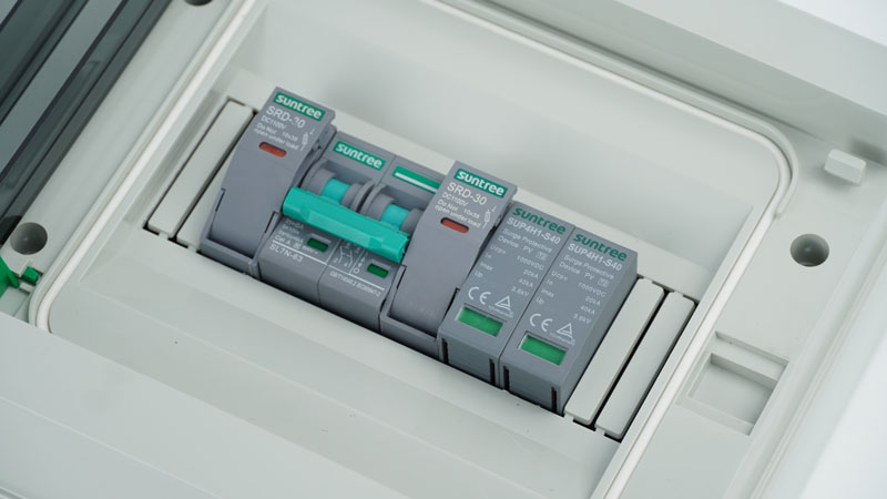 Example of use in a combiner box